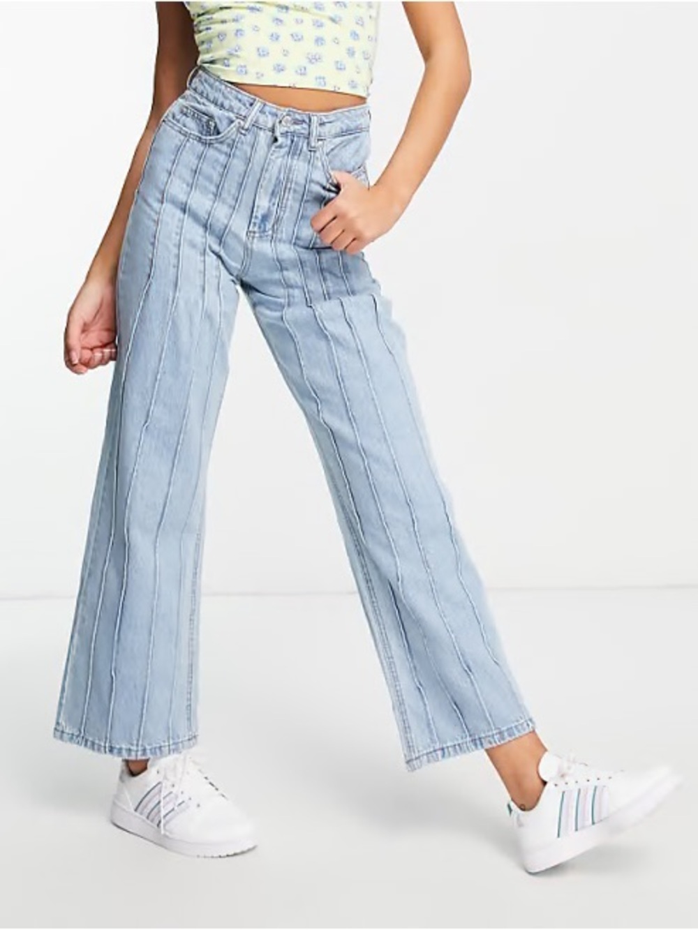 Don’t think twice size 4 100% cotton High-Rise Wide Leg Light Blue Jeans